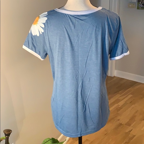 🌼🌼🌼DAISIES DAISIES DAISIES T-Shirt🌼🌼🌼 - Picture 7 of 7